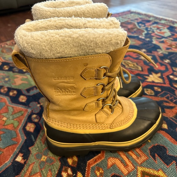 Sorel Caribou boots - Picture 3 of 4